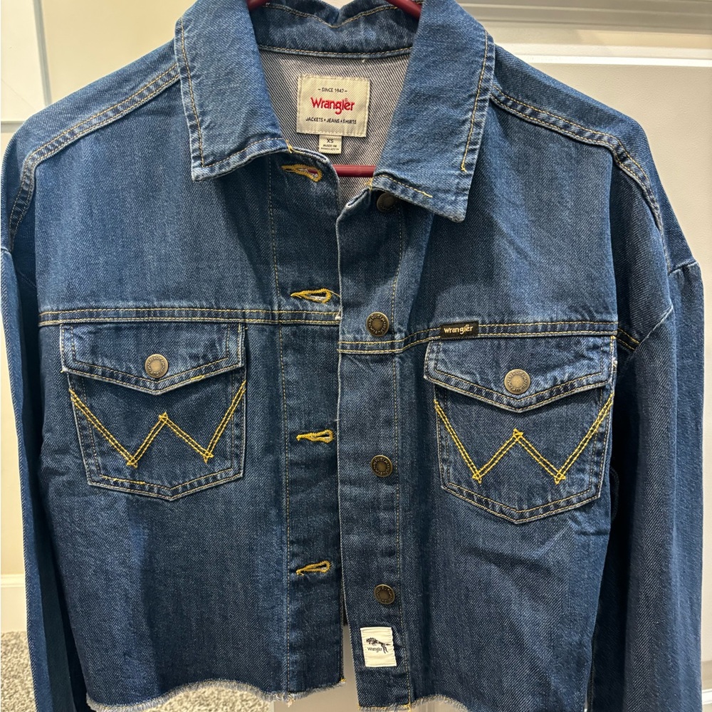 Women’s Wrangler crop Jean jacket